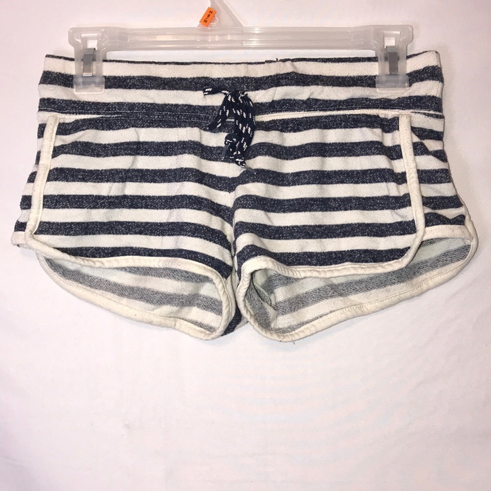 3/$25 Super cute comfy shorts !